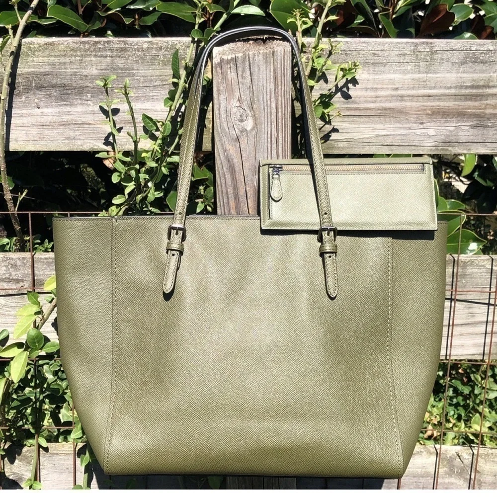 Brand NeW Coach Surplus Turlock Tote & Wallet Set